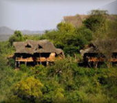 Il N'gwesi Lodge is gelegen aan de rivier de Ngare Ndare op Laikipia plateau