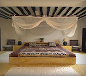 Palm House interieur in het privé huis ontworpen rond een open binnenplaats op Lamu eliand in Kenia