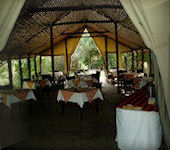 Sekenani Camp is gelegen buiten het Masai Mara Nationaal Reservaat 