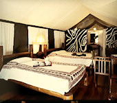 Vuma Hills Tented Camp, interieur tent, Mikumi nationaal park Tanzania